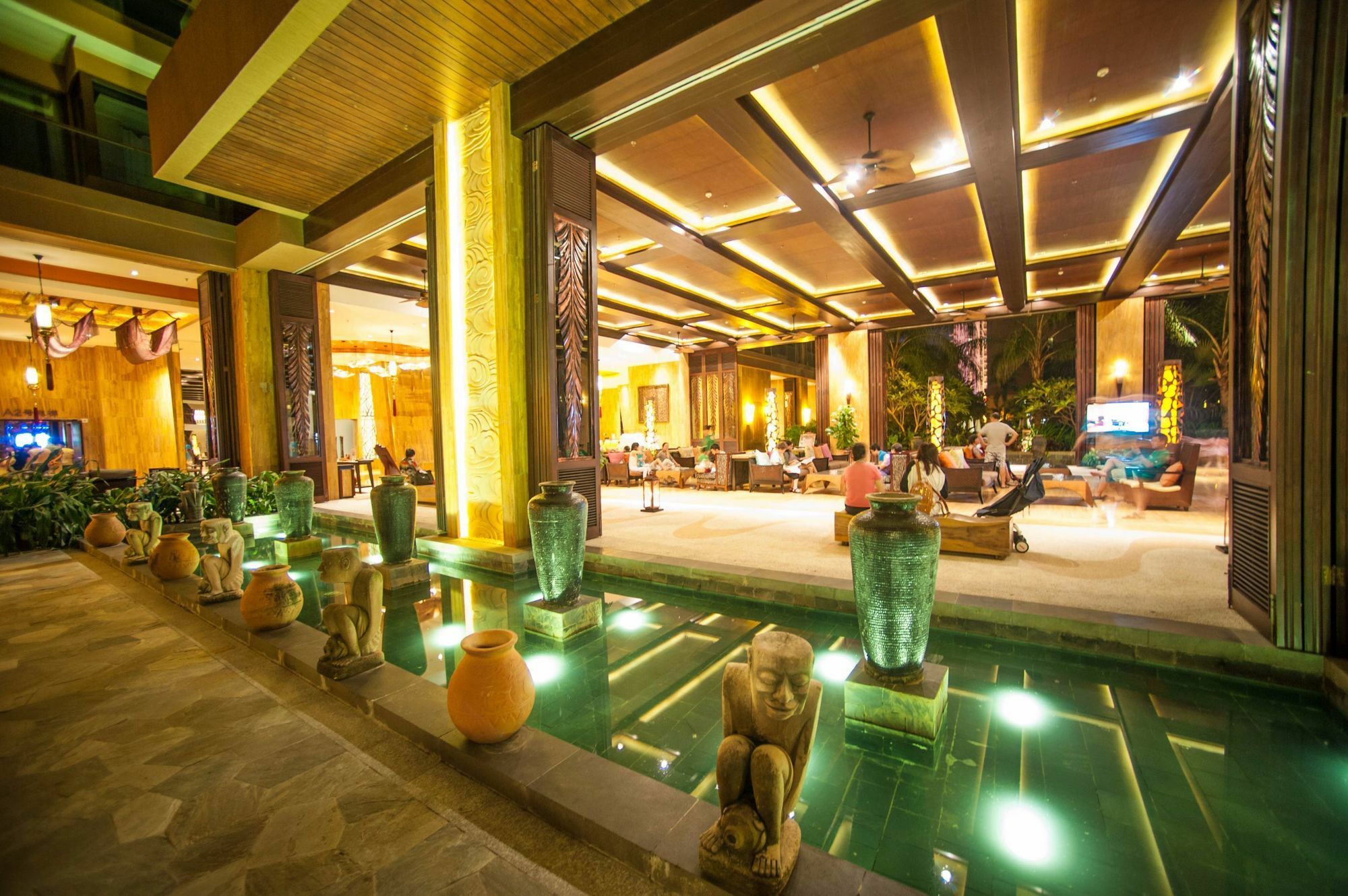 Mangrove Tree Resort World - Kapok Санья Екстер'єр фото